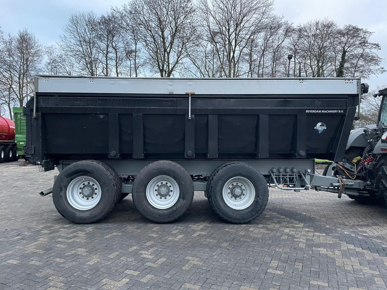 Häcksel Transportwagen des Typs Roagna 34 ton dumper, Gebrauchtmaschine in Vriezenveen (Bild 7)