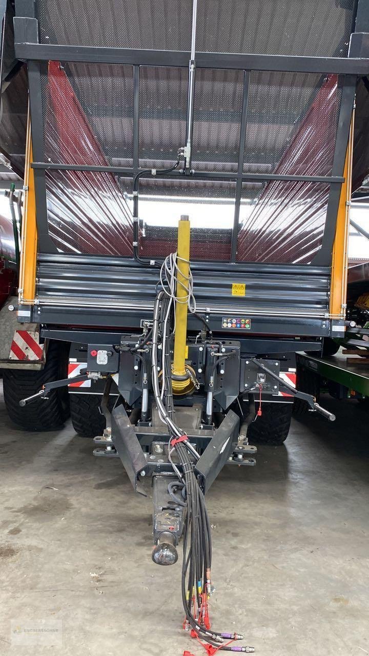 Häcksel Transportwagen des Typs Schuitemaker Siwa 840 W, Neumaschine in Uelsen (Bild 2)