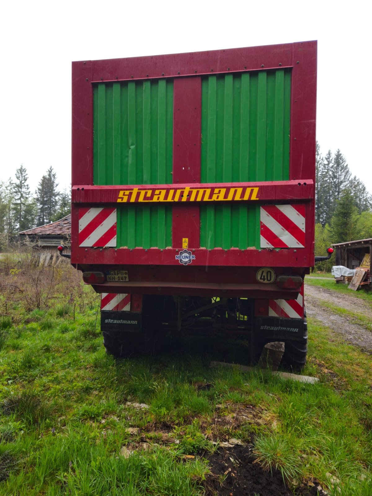 Häcksel Transportwagen des Typs Strautmann Giga-Trailer 4001 DO, Gebrauchtmaschine in Bad Kohlgrub (Bild 2)