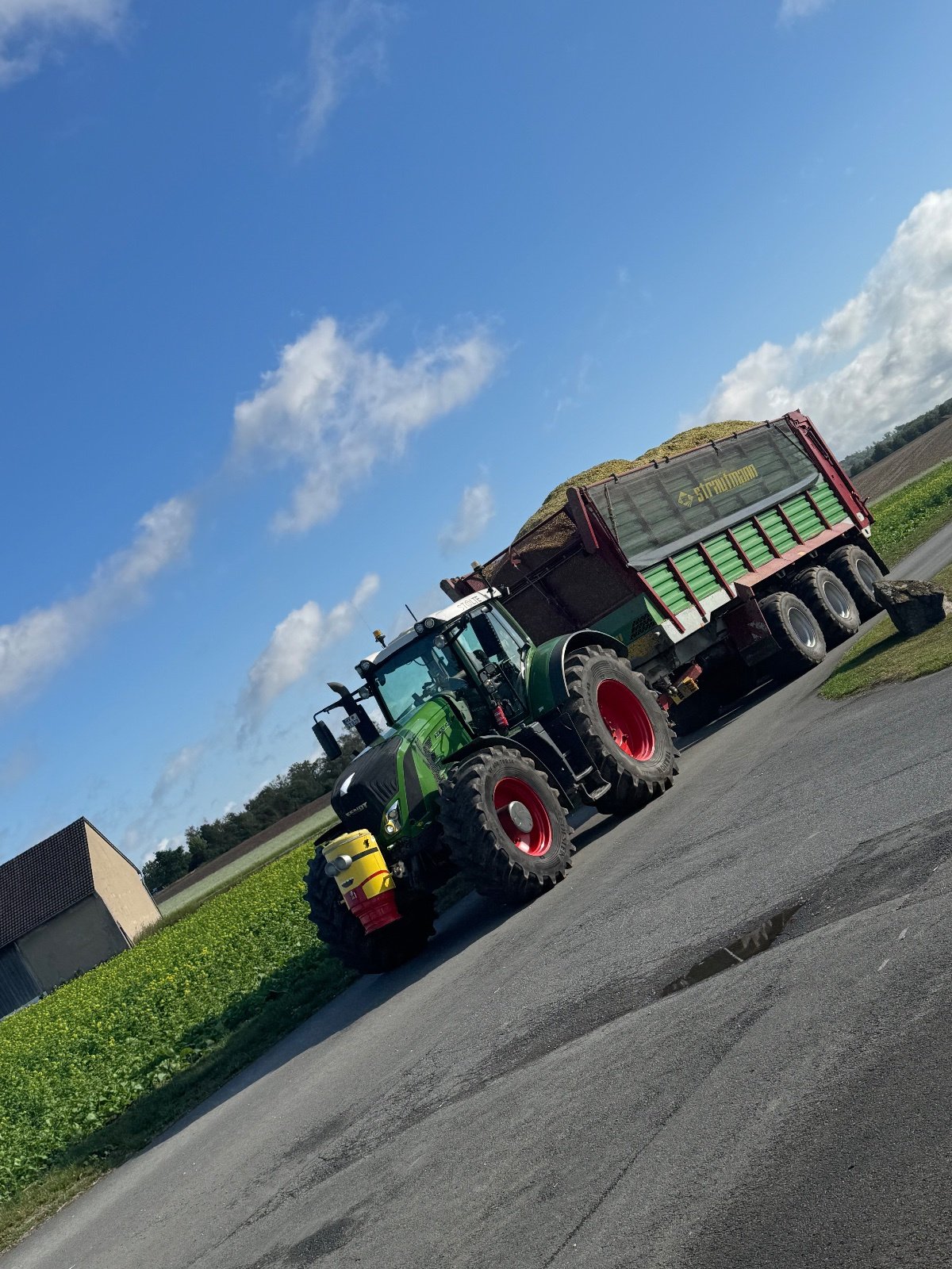 Häcksel Transportwagen des Typs Strautmann Giga Trailer 5402, Gebrauchtmaschine in Willebadessen (Bild 8)
