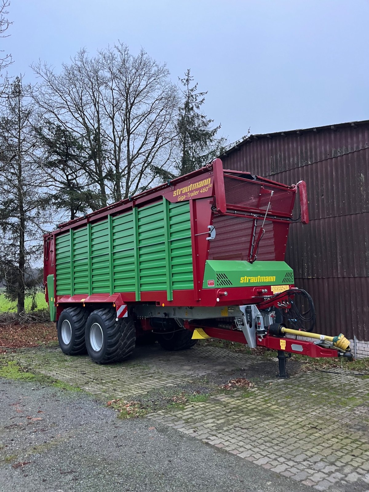 Häckselwagen del tipo Strautmann Giga-Trailer 460, Gebrauchtmaschine In Stade (Immagine 4)