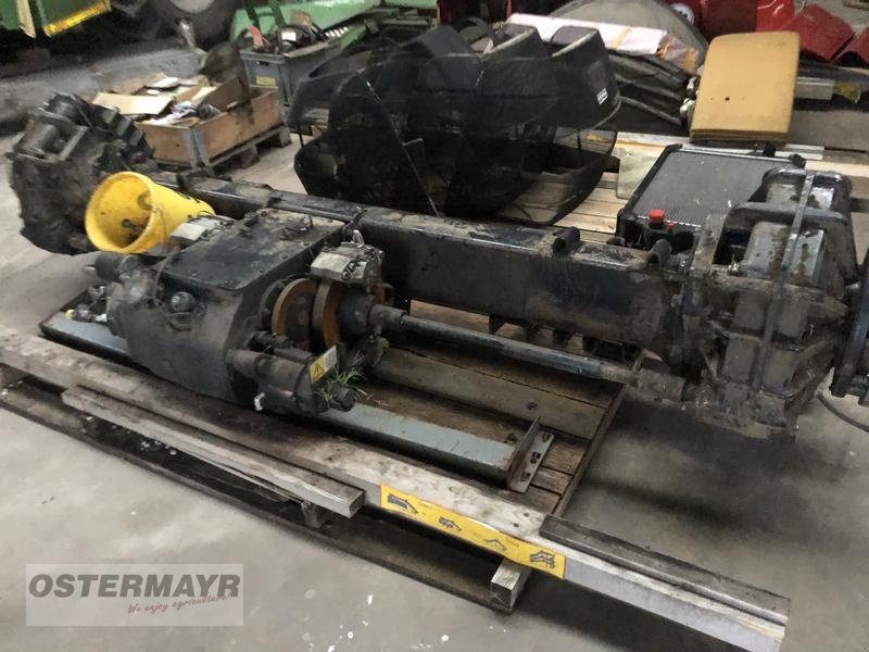 Häcksler typu Case IH Axial 7230 Vorderachse, Gebrauchtmaschine v Rohr i .NB (Obrázek 2)