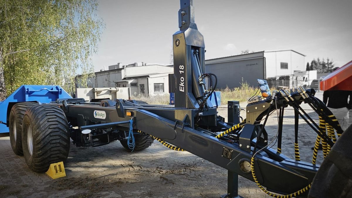 Hakenwagen typu Ekoagri Hakenliftanhänger / hook trailer Eko 18, Neumaschine v Michałowo (Obrázek 4)