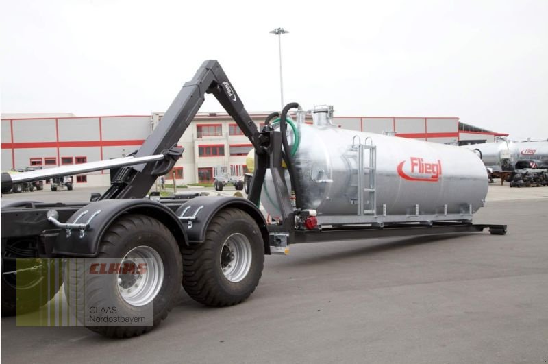 Hakenwagen des Typs Fliegl HKL 22 JUMBO TANDEM, Neumaschine in Gefrees (Bild 7)