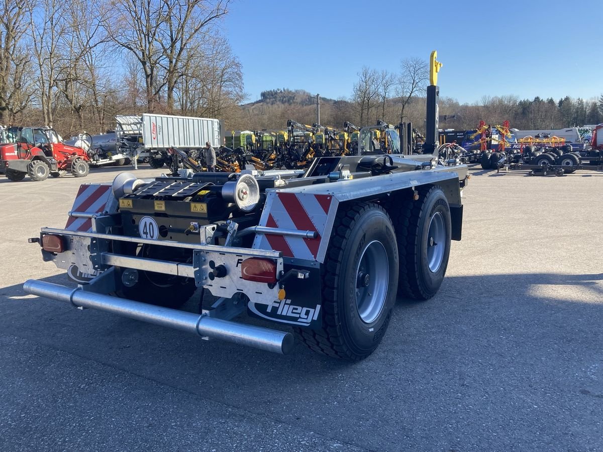 Hakenwagen typu Fliegl HKL 22, Neumaschine v Wallern (Obrázek 8)