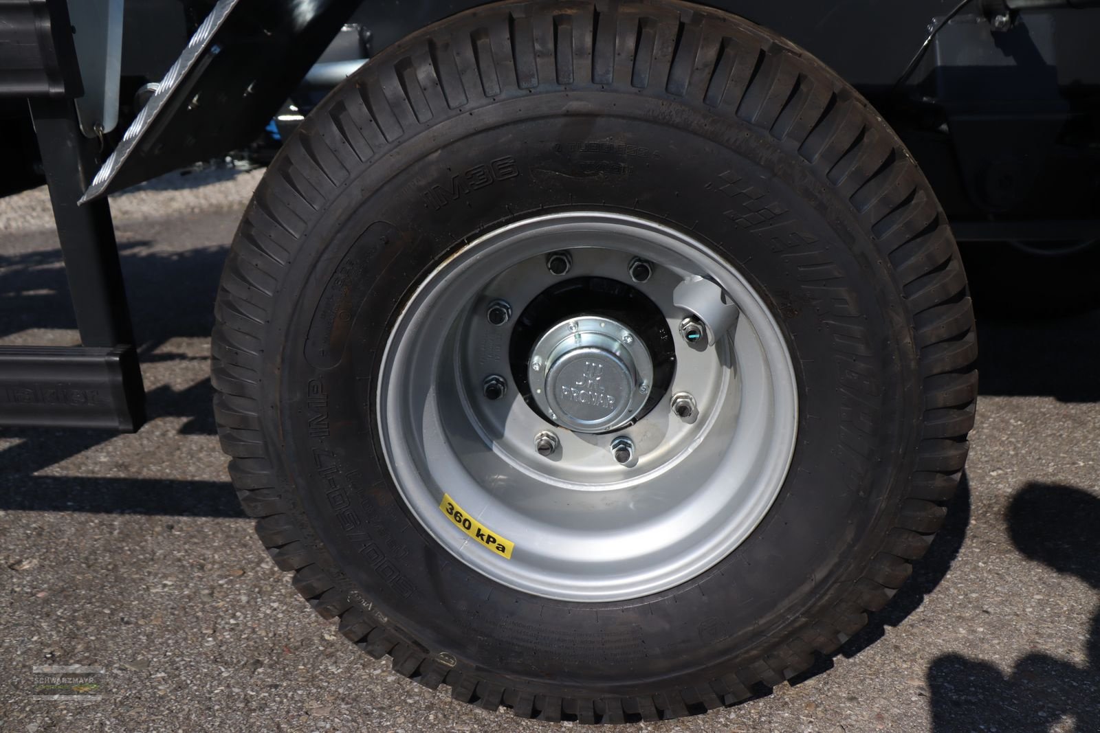 Hakenwagen типа PRONAR T185/1 Hakenliftanhänger, Neumaschine в Gampern (Фотография 18)