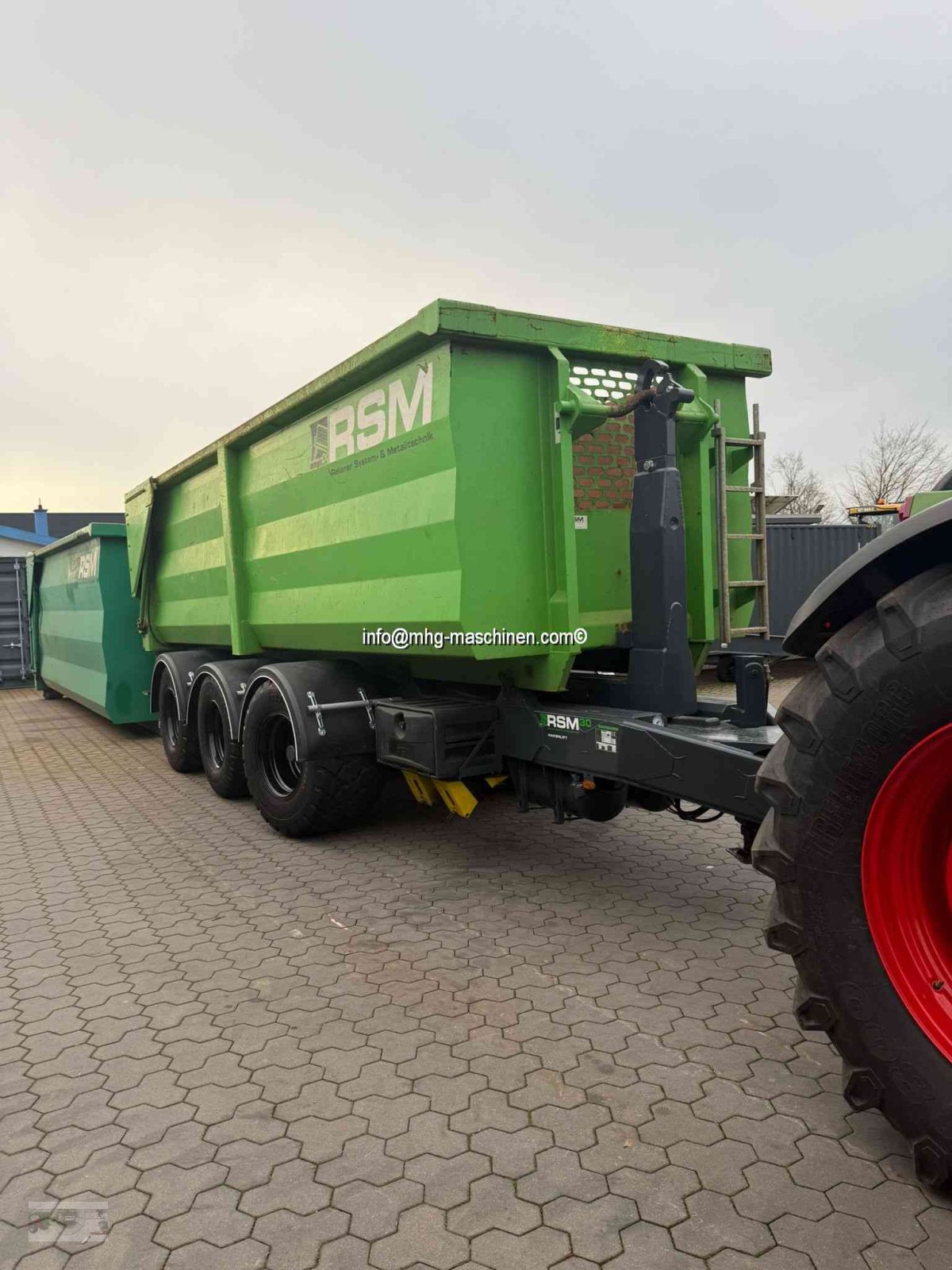 Hakenwagen типа RSM 30 Hakenlift Tridem inkl. 2x Container, Gebrauchtmaschine в Gescher (Фотография 1)