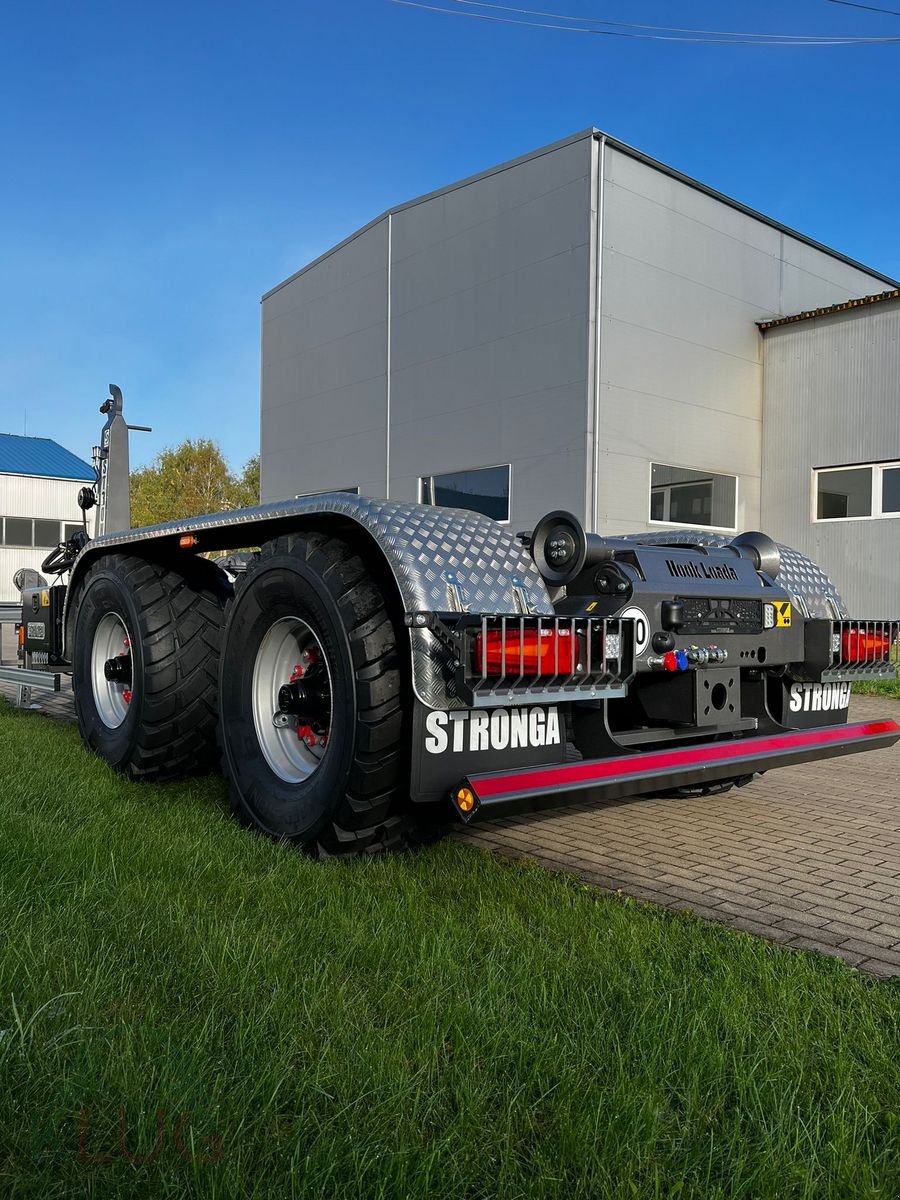 Hakenwagen des Typs Stronga HL 210 DTL, Neumaschine in Pirching am Traubenberg (Bild 18)