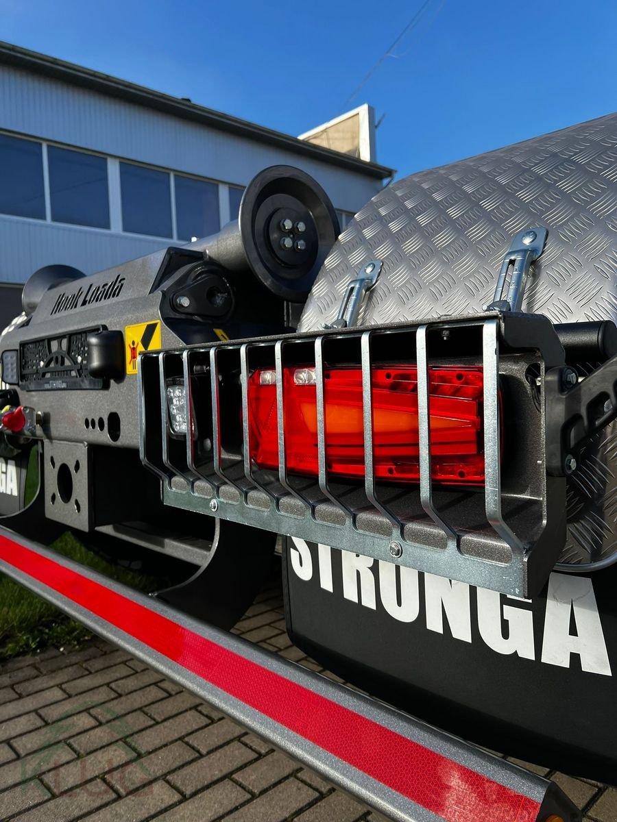 Hakenwagen des Typs Stronga HL 210 DTL, Neumaschine in Pirching am Traubenberg (Bild 12)