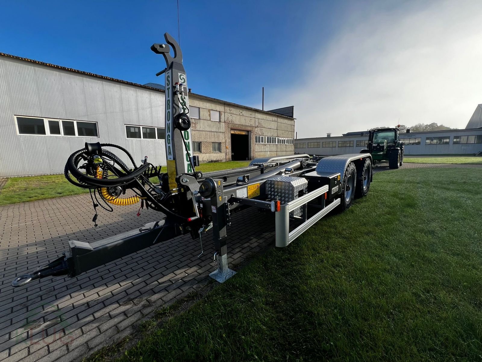 Hakenwagen des Typs Stronga HL 210 DTL, Neumaschine in Pirching am Traubenberg (Bild 31)