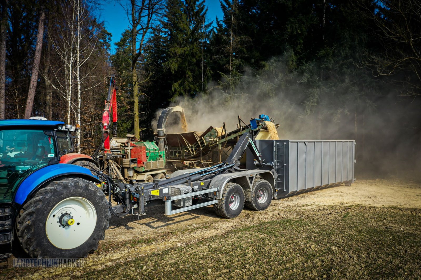 Hakenwagen des Typs Stronga HL 210, Neumaschine in Gotteszell (Bild 1)