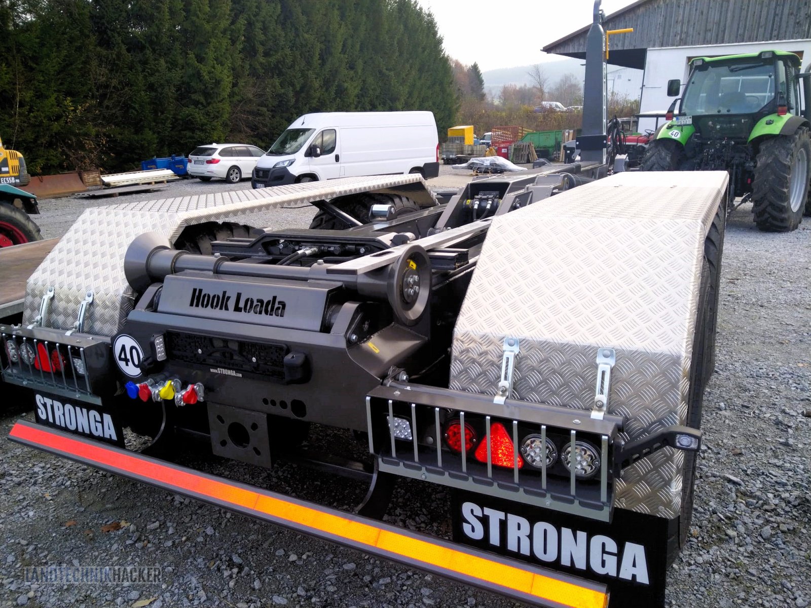 Hakenwagen des Typs Stronga HL 210, Neumaschine in Gotteszell (Bild 4)