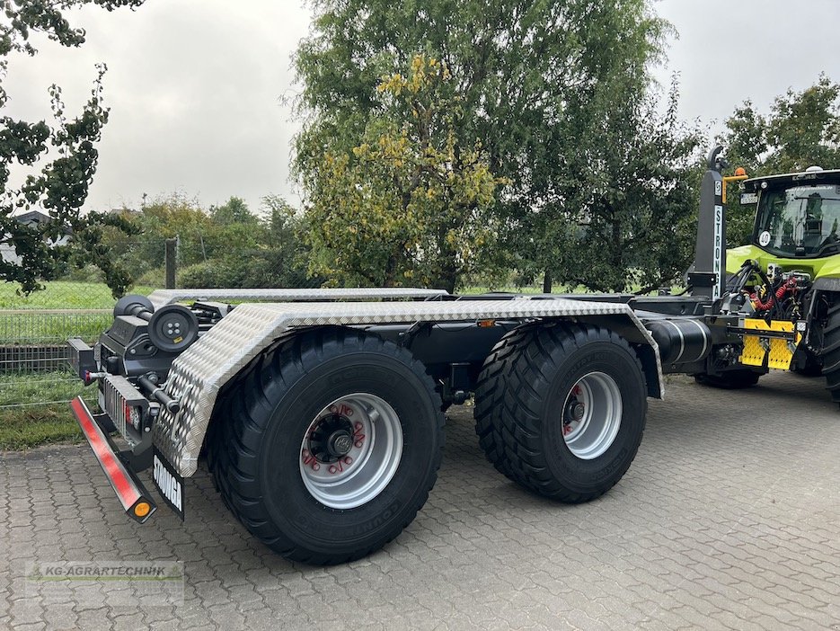 Hakenwagen des Typs Stronga HookLoada HL210 DT XL Hakenliftanhänger, Neumaschine in Langensendelbach (Bild 18)