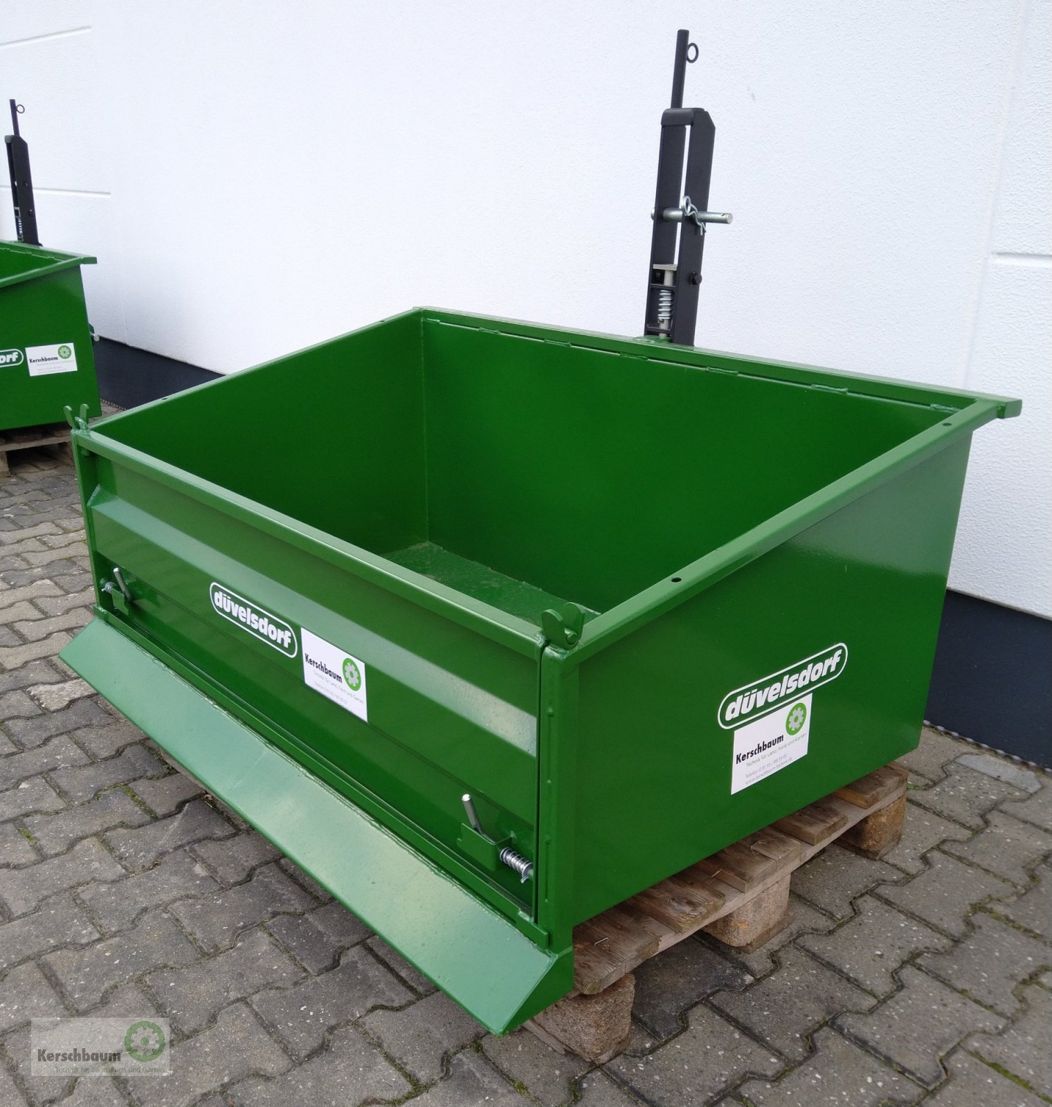 Heckcontainer des Typs Düvelsdorf Heckcontainer Standard 140, Neumaschine in Adelsdorf (Bild 1)