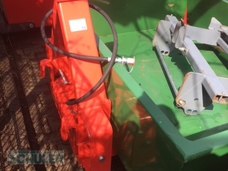 Heckcontainer des Typs Düvelsdorf Hydraulisch, Neumaschine in St. Märgen (Bild 4)