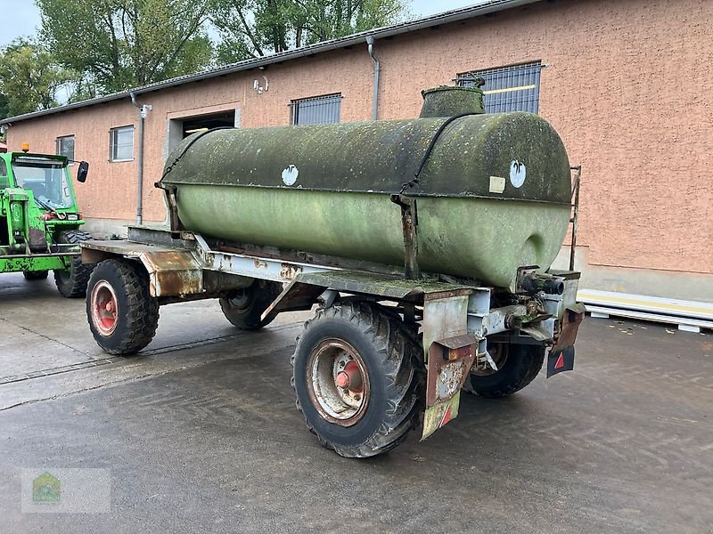Heckcontainer des Typs Fortschritt HW80.11 Fahrgestell mit GFK Tank 6000l, Gebrauchtmaschine in Salsitz (Bild 11)