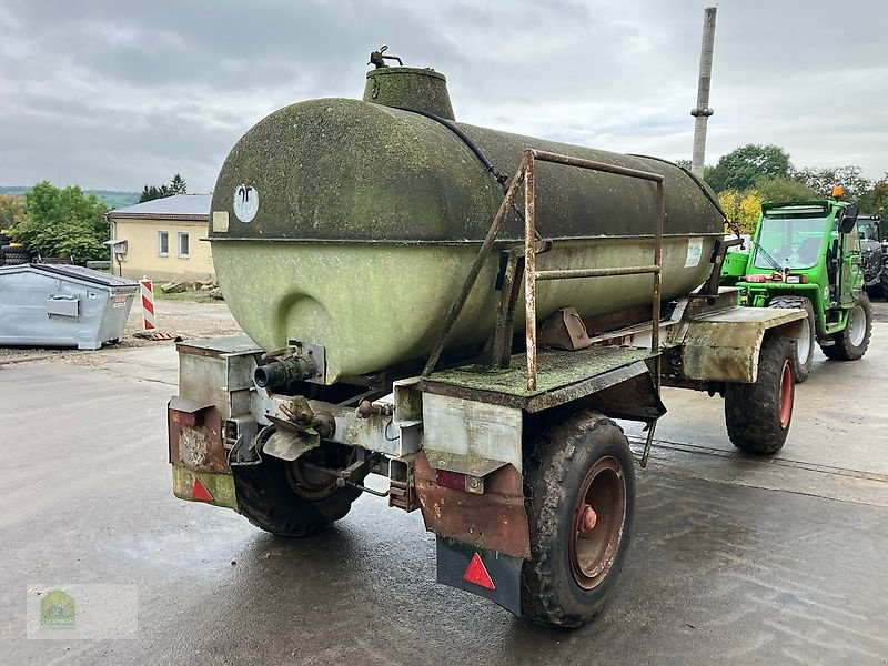 Heckcontainer des Typs Fortschritt HW80.11 Fahrgestell mit GFK Tank 6000l, Gebrauchtmaschine in Salsitz (Bild 7)