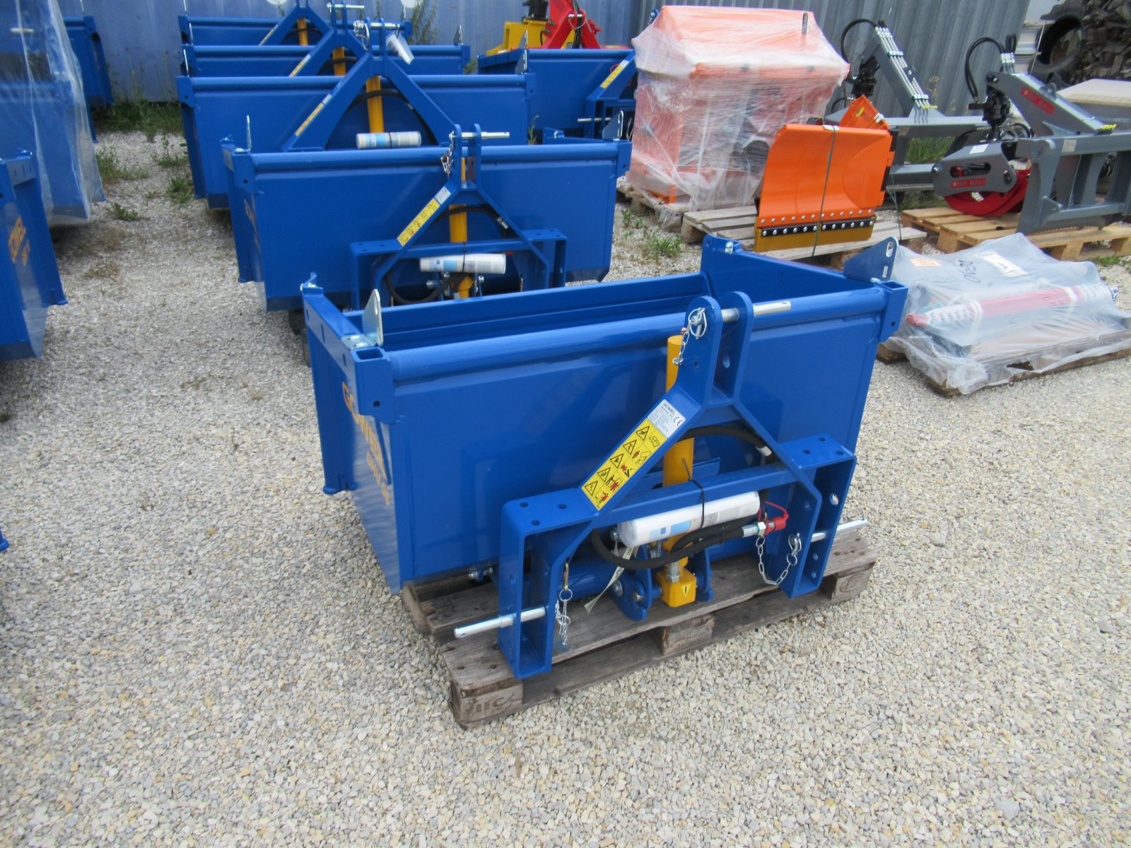 Heckcontainer des Typs Göweil GHU 08/1200 EW, Neumaschine in Waischenfeld (Bild 3)