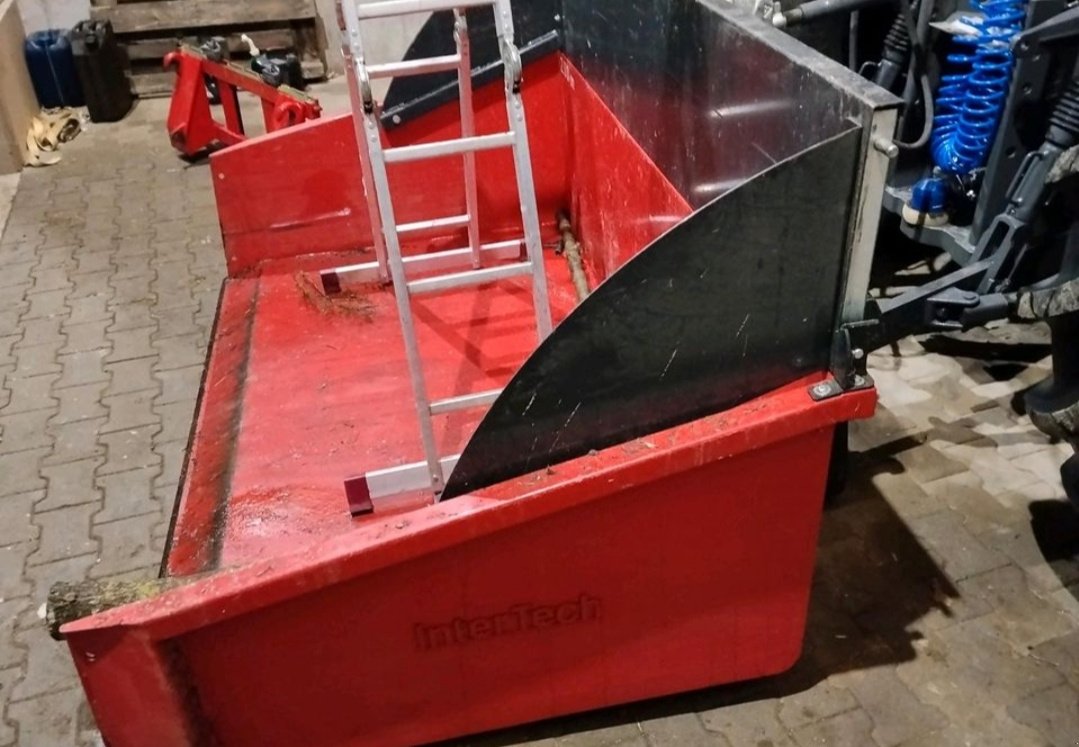 Heckcontainer typu InterTech Schaufel, Gebrauchtmaschine v Schönsee (Obrázek 1)