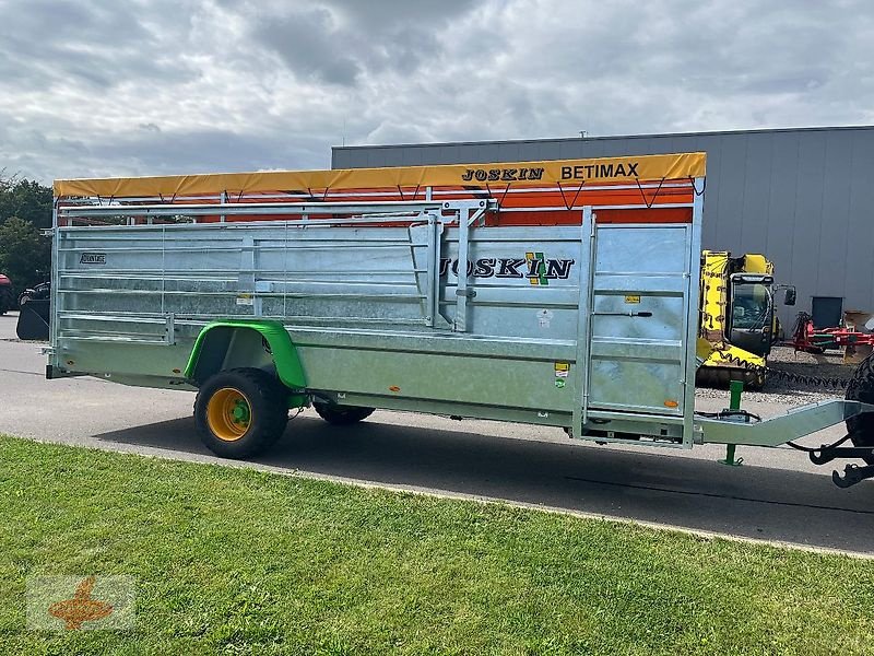 Heckcontainer des Typs Joskin RDS 6750 Viehanhänger, Neumaschine in Oederan (Bild 4)