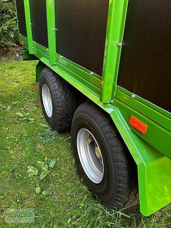 Heckcontainer des Typs PRONAR T046/1 Viehanhänger Viehwagen, Neumaschine in Schlettau (Bild 5)