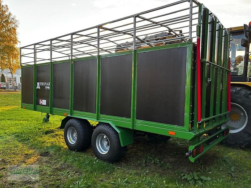 Heckcontainer des Typs PRONAR T046/1 Viehanhänger Viehwagen, Neumaschine in Schlettau (Bild 4)