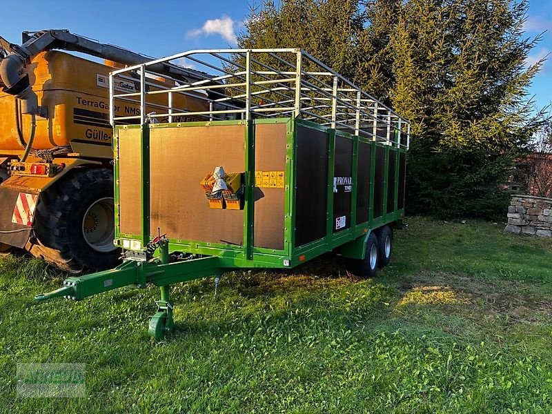 Heckcontainer des Typs PRONAR T046/1 Viehanhänger Viehwagen, Neumaschine in Schlettau (Bild 1)