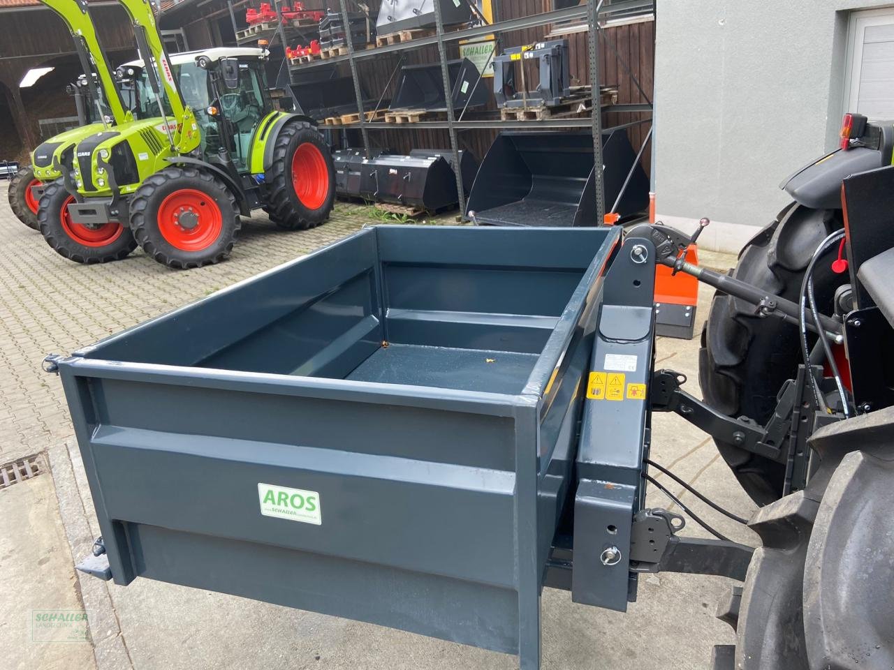 Heckcontainer des Typs Sonstige AROS Hecktransportbox Hydraulisch kippbar, Neumaschine in Geiselhöring (Bild 5)