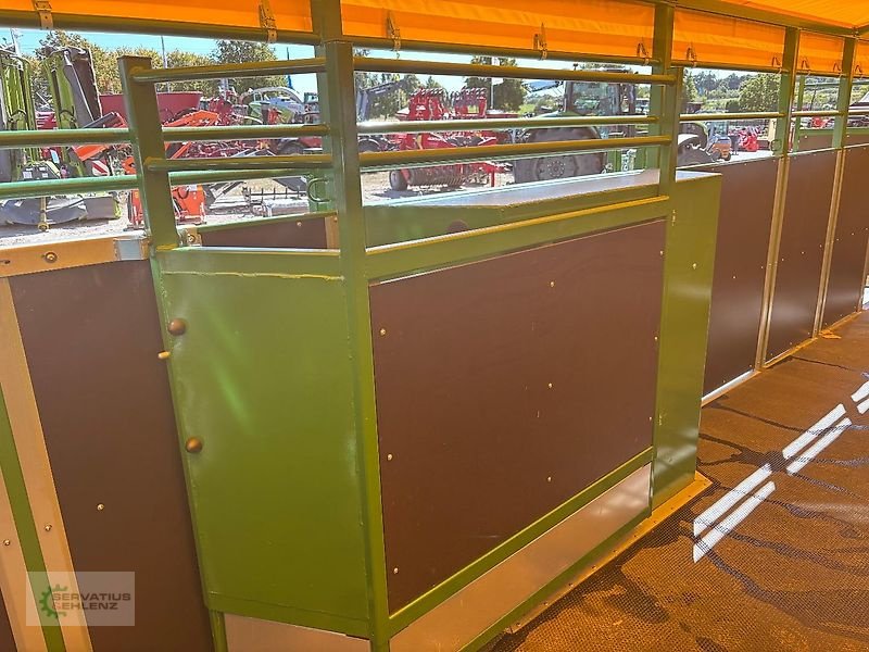 Heckcontainer des Typs Western WF-7DTV Viehtransportwagen / Viehanhänger, Neumaschine in Rittersdorf (Bild 9)