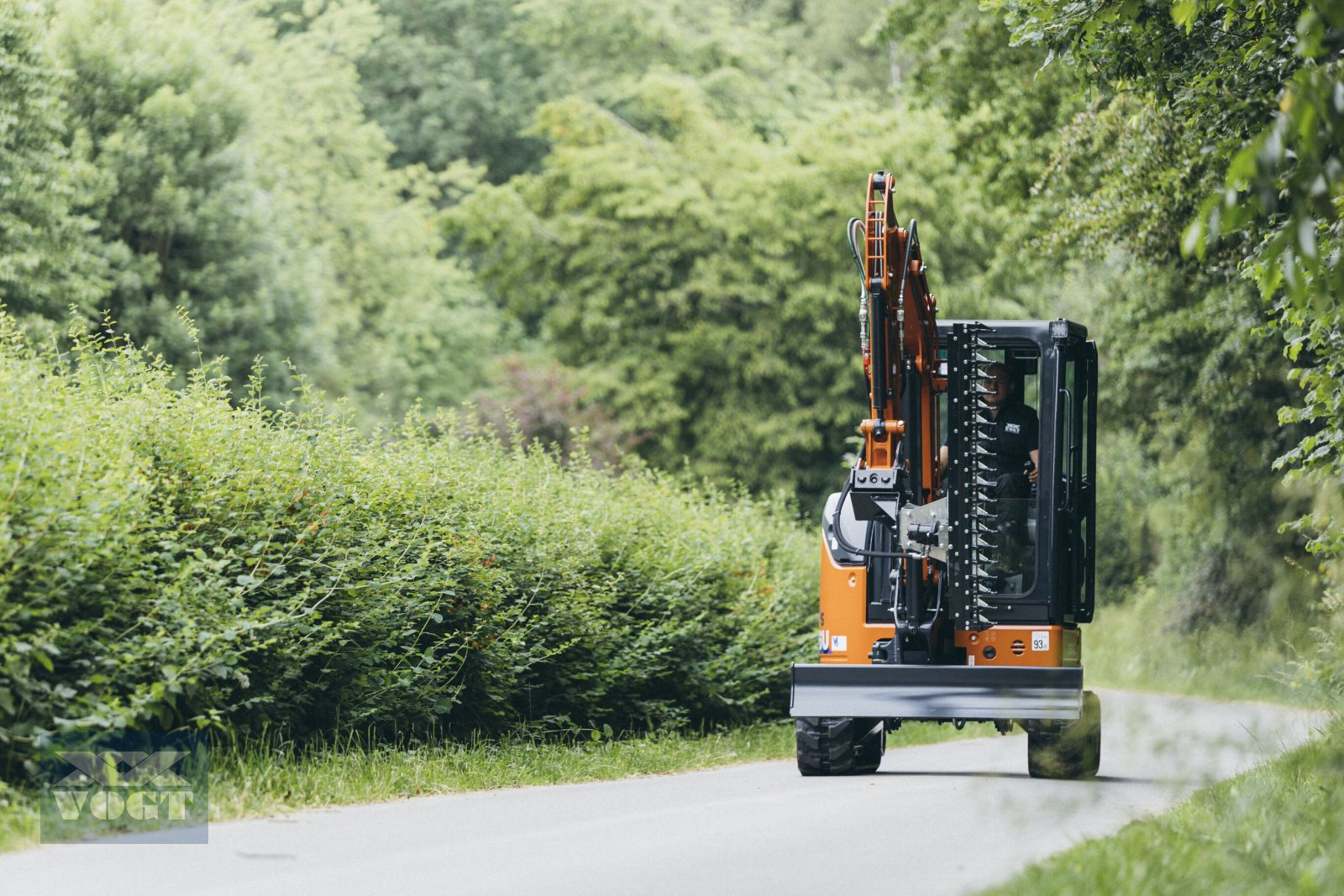 Heckenschere of the type Greentec HL 212 Heckenschere /Astschere für Ausleger /Bagger /Radlader, Neumaschine in Schmallenberg (Picture 4)