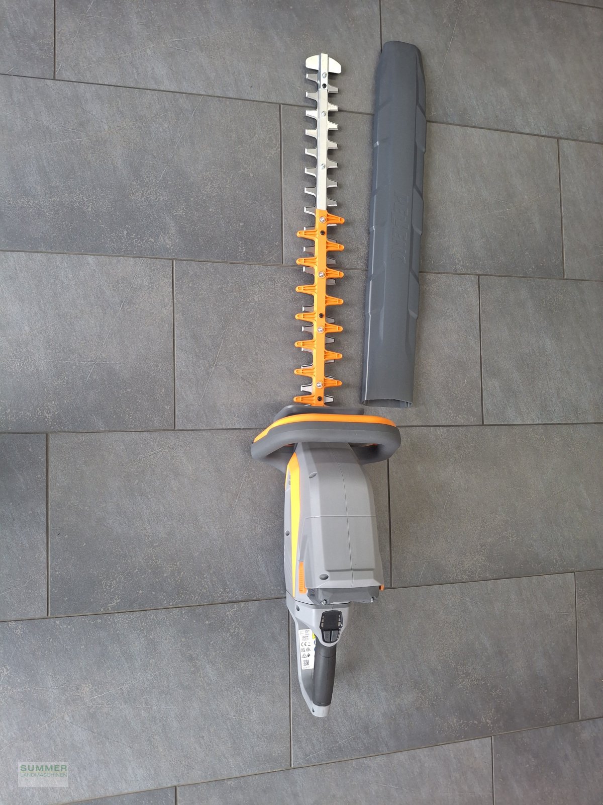 Heckenschere del tipo Pellenc Helion E, Neumaschine In Pforzheim (Immagine 1)