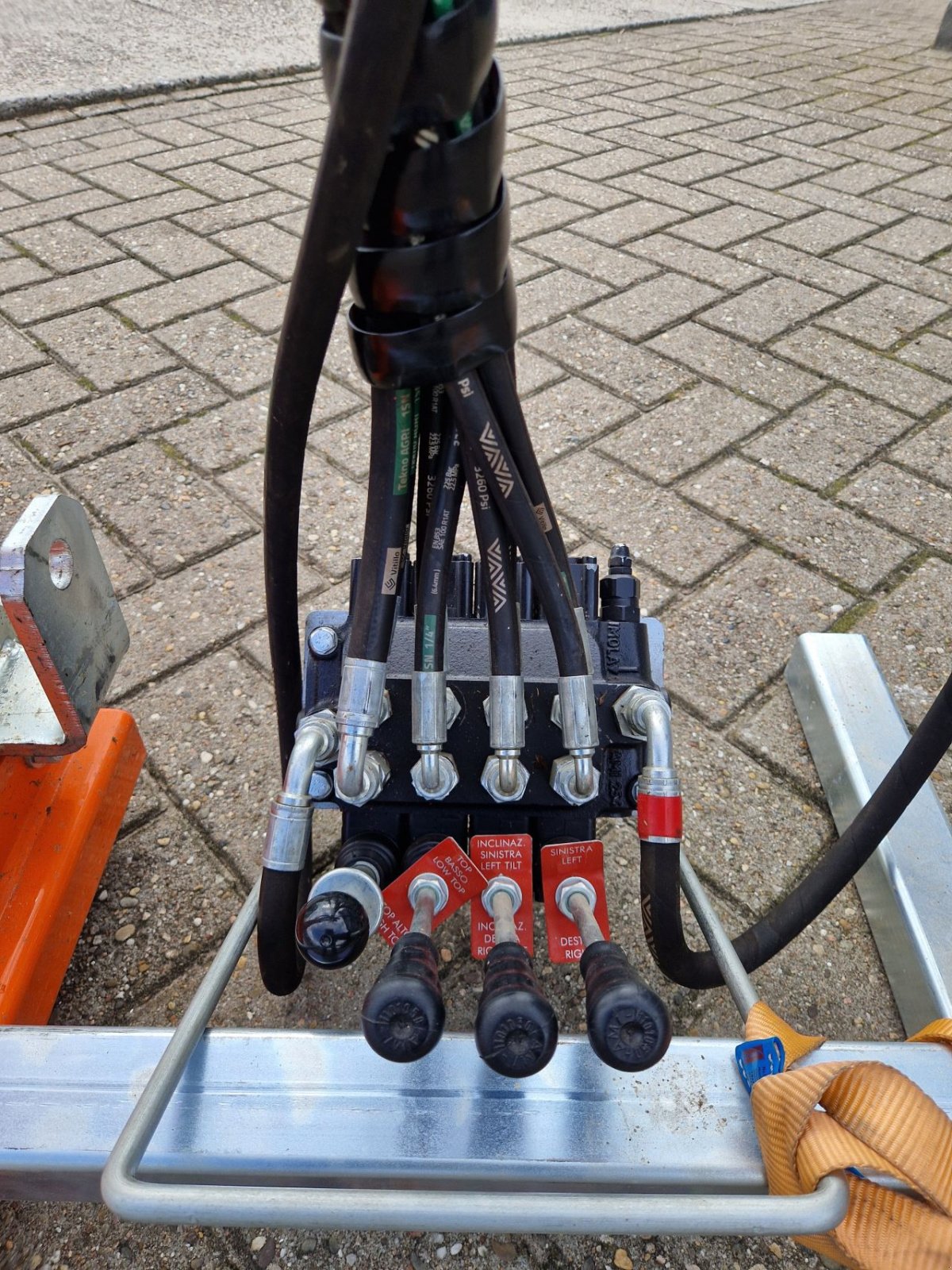 Heckenschere des Typs Rinieri BRM120, Gebrauchtmaschine in SCHEEMDA (Bild 7)