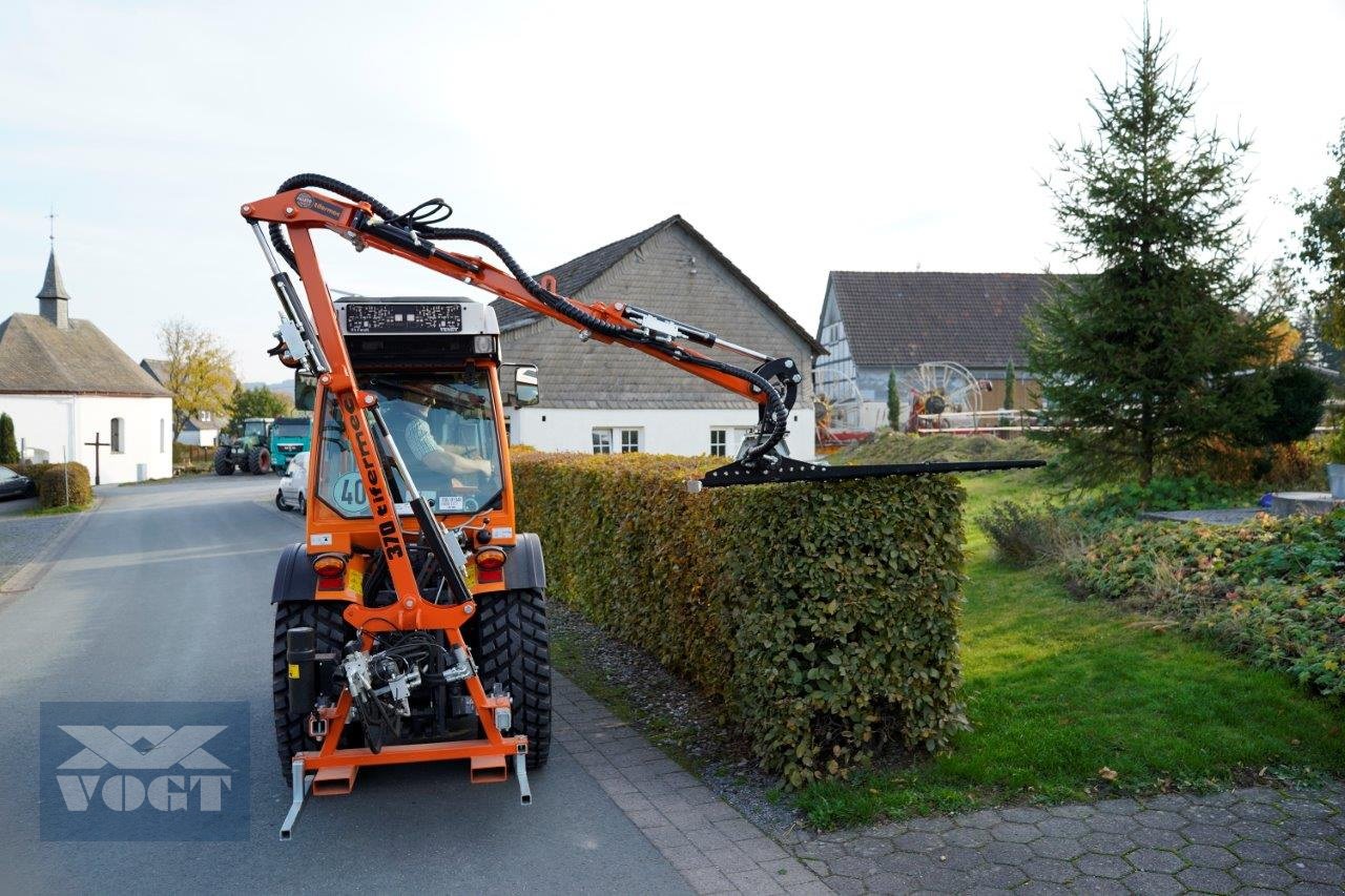 Heckenschere del tipo Tifermec TS 370 Heckenschneider /Heckenschere mit Joystick Bedienung, Neumaschine In Schmallenberg (Immagine 3)