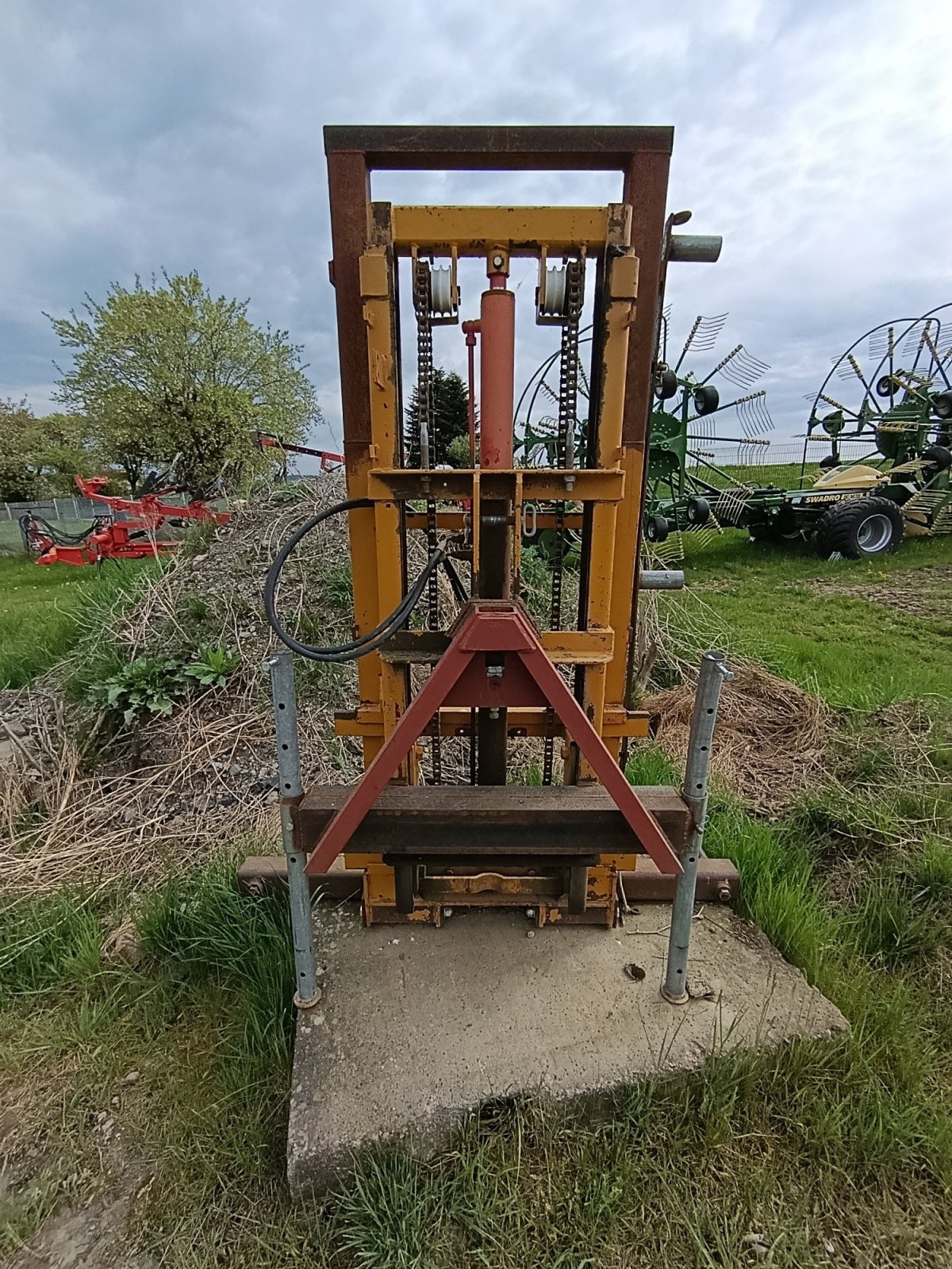 Hecklader van het type Agromec A250, Gebrauchtmaschine in Tanna (Foto 3)