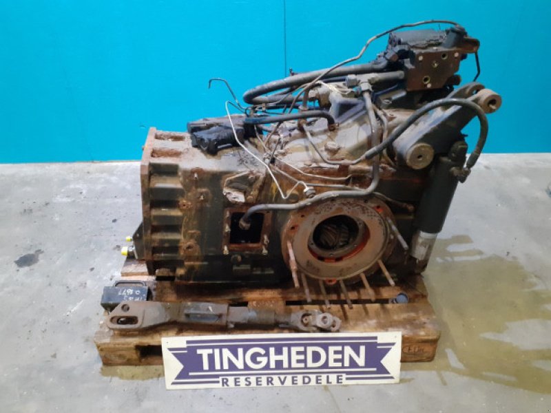 Hecklader des Typs New Holland TM 130, Gebrauchtmaschine in Hemmet (Bild 1)