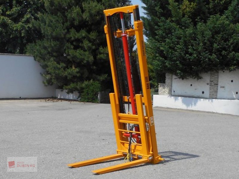 Heckstapler/Anbaustapler of the type Aedes NZ 1500, Neumaschine in Ziersdorf