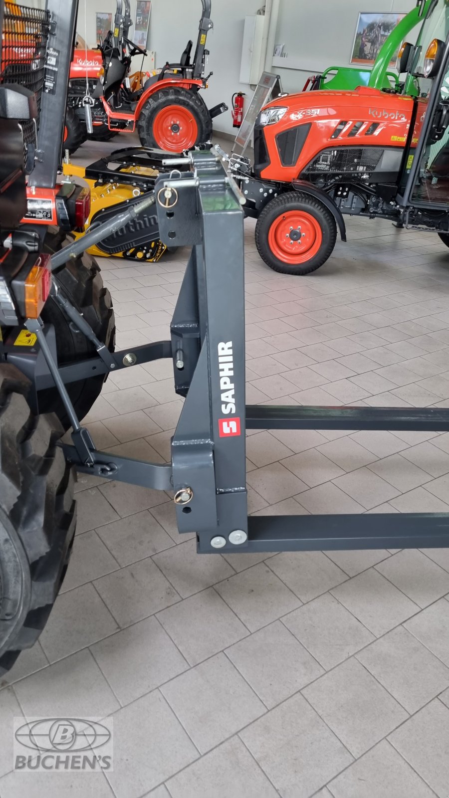 Heckstapler/Anbaustapler des Typs Saphir PGH Palettengabel Heck 1500kg, Neumaschine in Olpe (Bild 8)