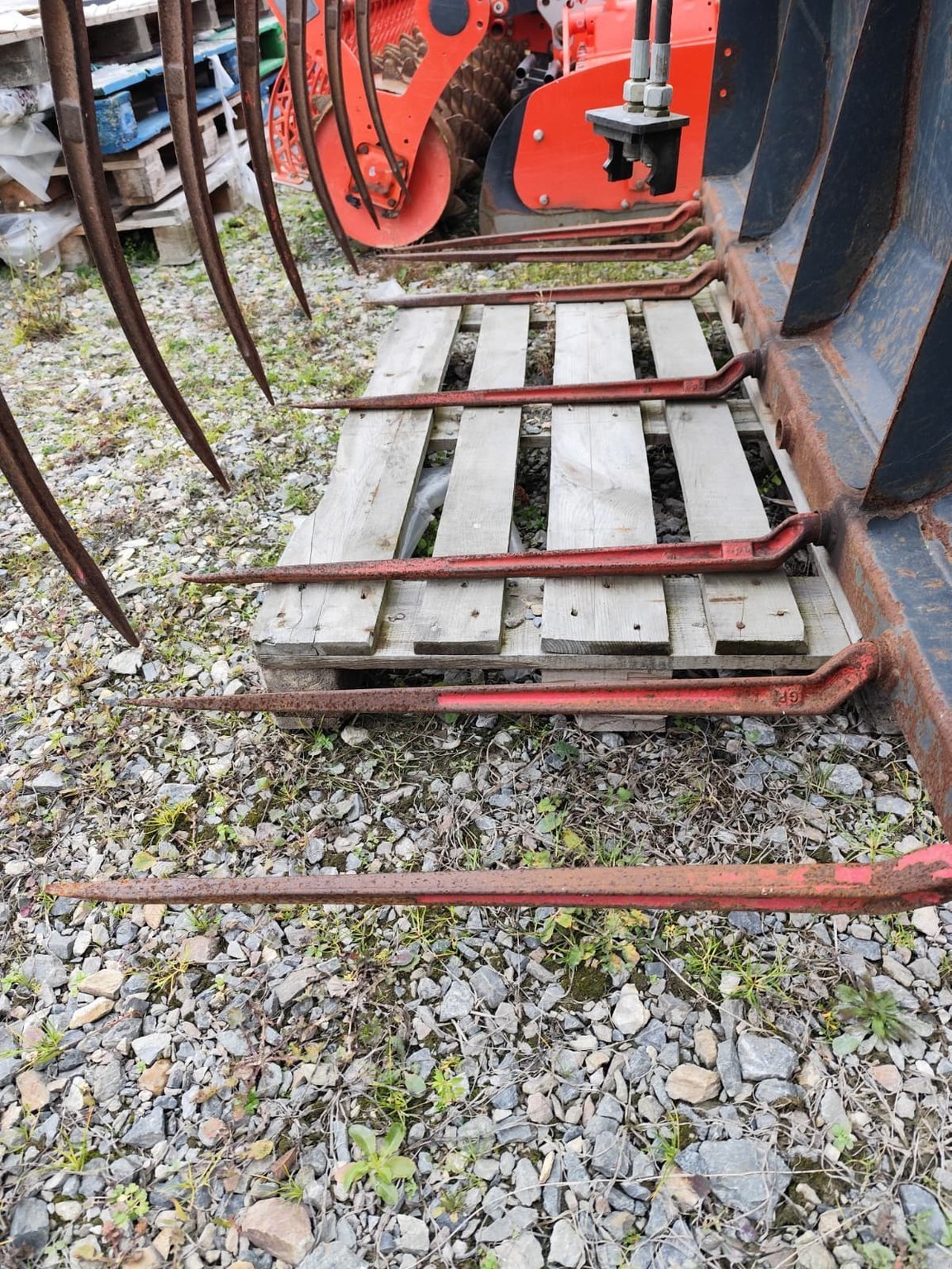 Heckstapler/Anbaustapler des Typs Sonarol FOURCHE FUMIER, Gebrauchtmaschine in Le Horps (Bild 2)