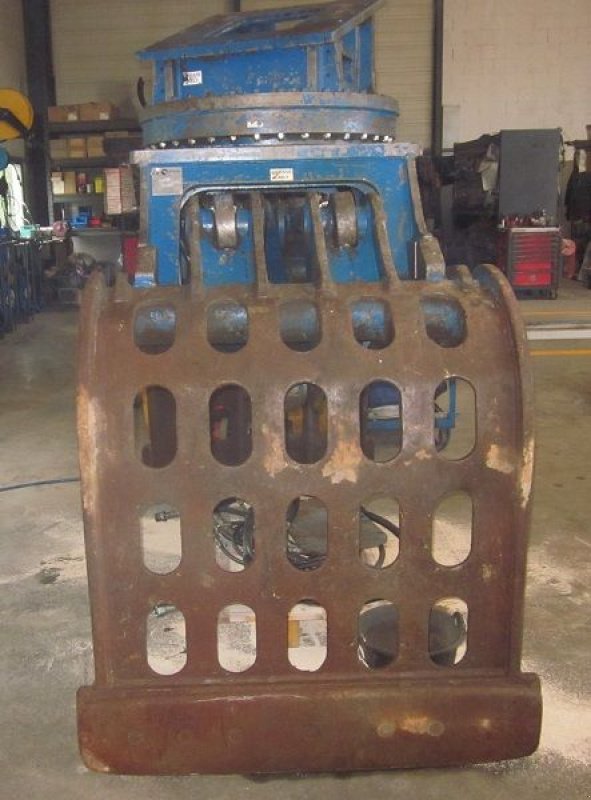 Heckstapler/Anbaustapler des Typs Sonstige HL3045-PINCE DE TRI McQUAID-LP1425, Gebrauchtmaschine in CHAPONOST (Bild 2)