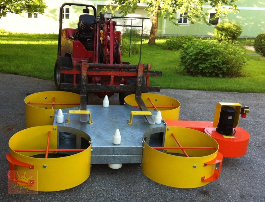 Heutrocknung des Typs RMH Rundballenbelüftung 1710, Neumaschine in Henndorf am Wallersee (Bild 3)