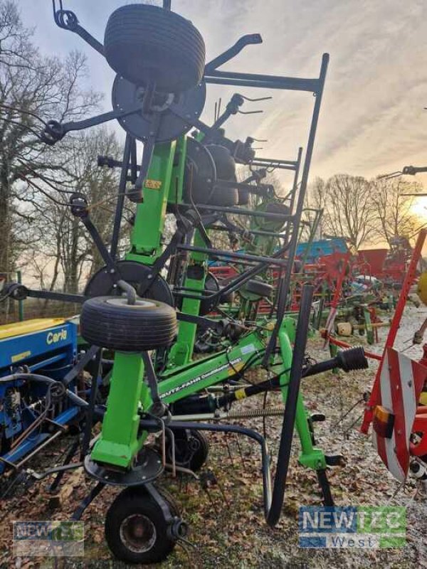 Heuwender of the type Deutz-Fahr CONDIMASTER 9021, Gebrauchtmaschine in Heinbockel-Hagenah (Picture 1)