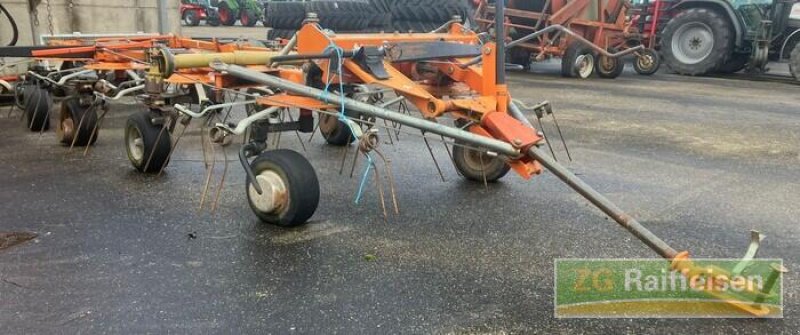 Heuwender des Typs Fella TH 1100 gezogen, Gebrauchtmaschine in Bühl (Bild 3)