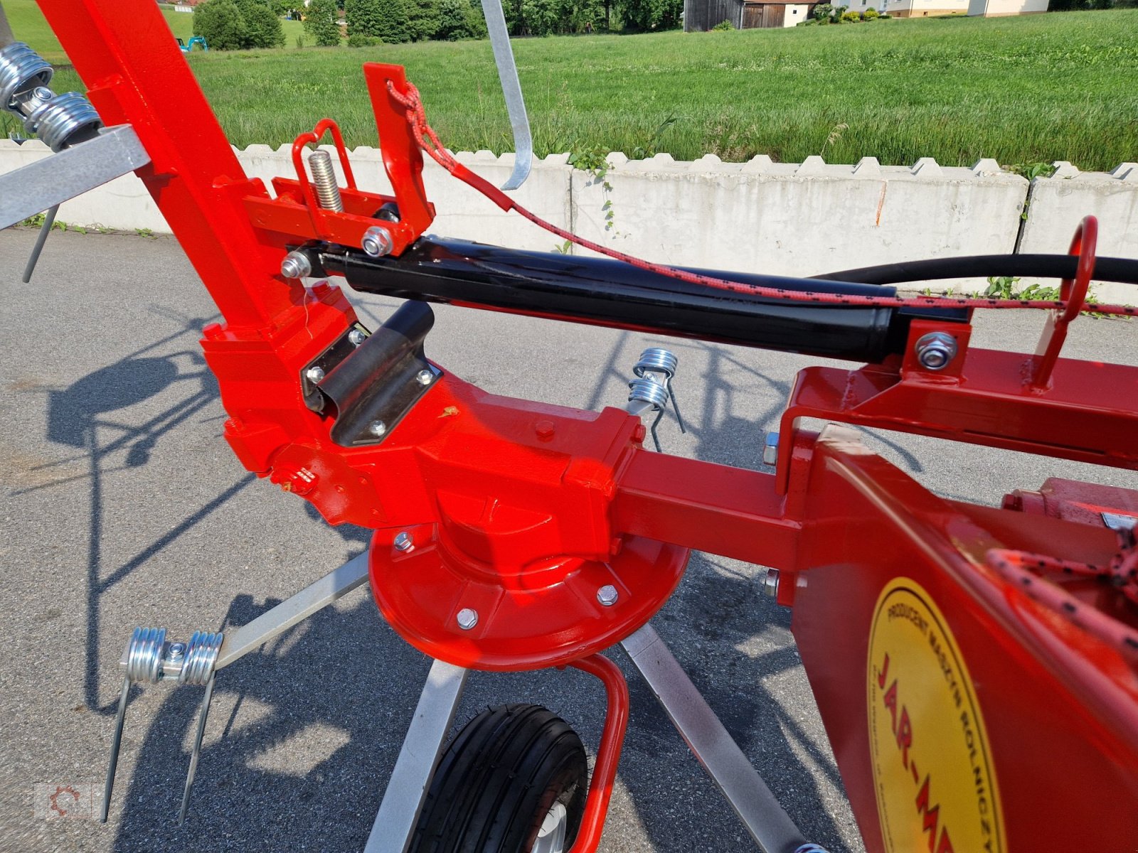 Heuwender of the type Jar-Met 5,2m Heuwender Hydr. Klappbar, Neumaschine in Tiefenbach (Picture 12)