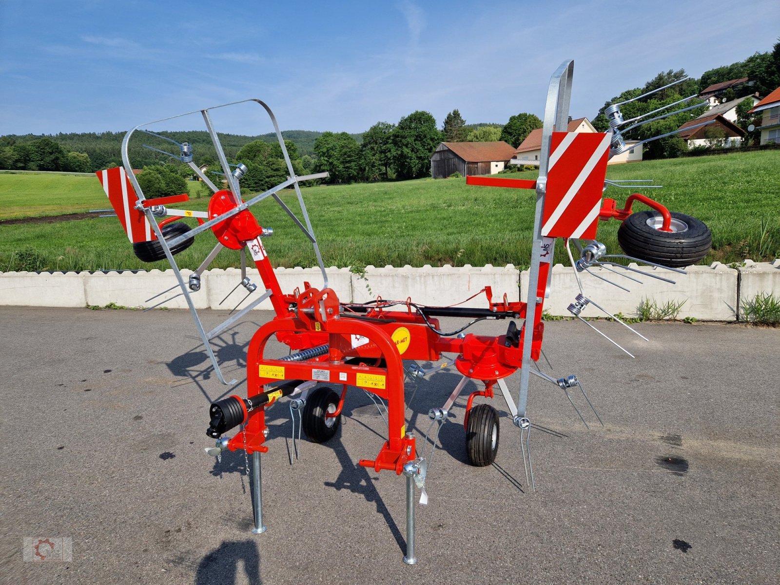 Heuwender of the type Jar-Met 5,2m Heuwender Hydr. Klappbar, Neumaschine in Tiefenbach (Picture 19)