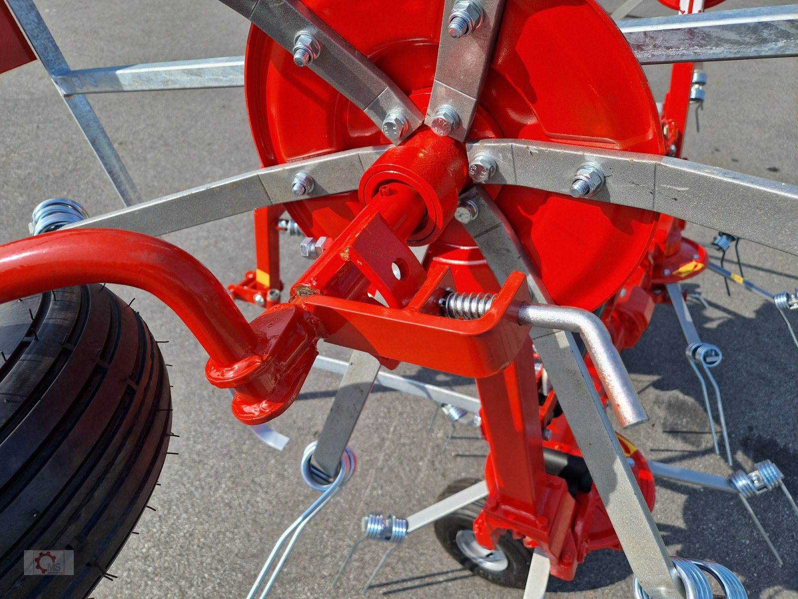 Heuwender типа Jar-Met 5,2m Heuwender Hydr. Klappbar, Neumaschine в Tiefenbach (Фотография 7)