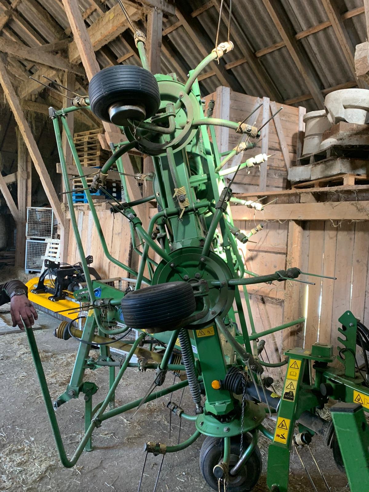 Heuwender des Typs Krone KW 8.82/8, Gebrauchtmaschine in Elixhausen (Bild 2)