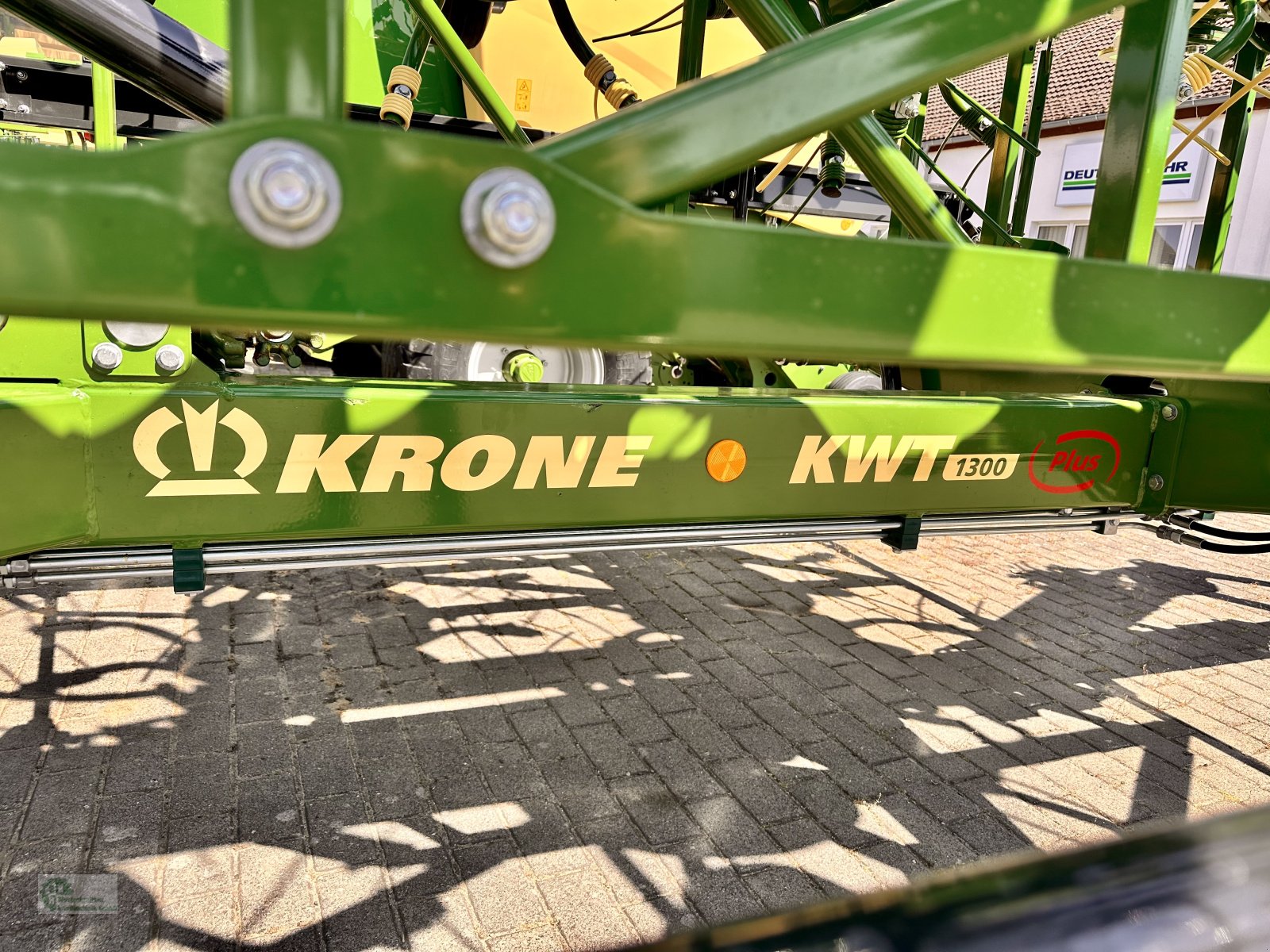 Heuwender des Typs Krone KWT 1300 Plus, Neumaschine in Karstädt (Bild 4)