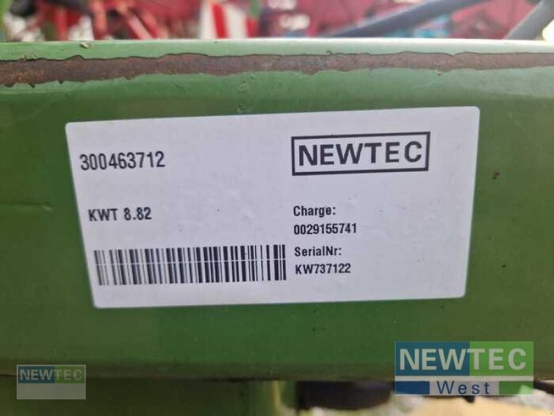 Heuwender of the type Krone KWT 8.82, Gebrauchtmaschine in Heinbockel-Hagenah (Picture 4)