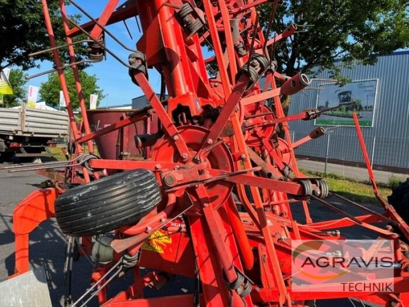 Heuwender des Typs Kuhn GF 10601 TO, Gebrauchtmaschine in Meppen (Bild 5)