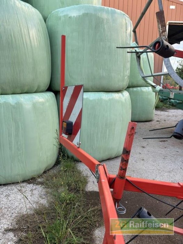 Heuwender of the type Kuhn GF 6502, Gebrauchtmaschine in Bühl (Picture 10)